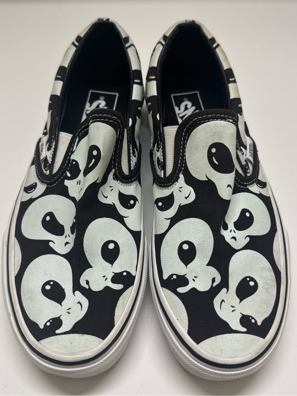 Vans Slip-On Alien Ghost Glow In The Dark Unisex Sneakers - Mens 6.5 Women 8